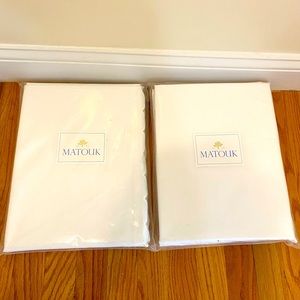 Matouk Egyptian cotton fitted and flat sheet